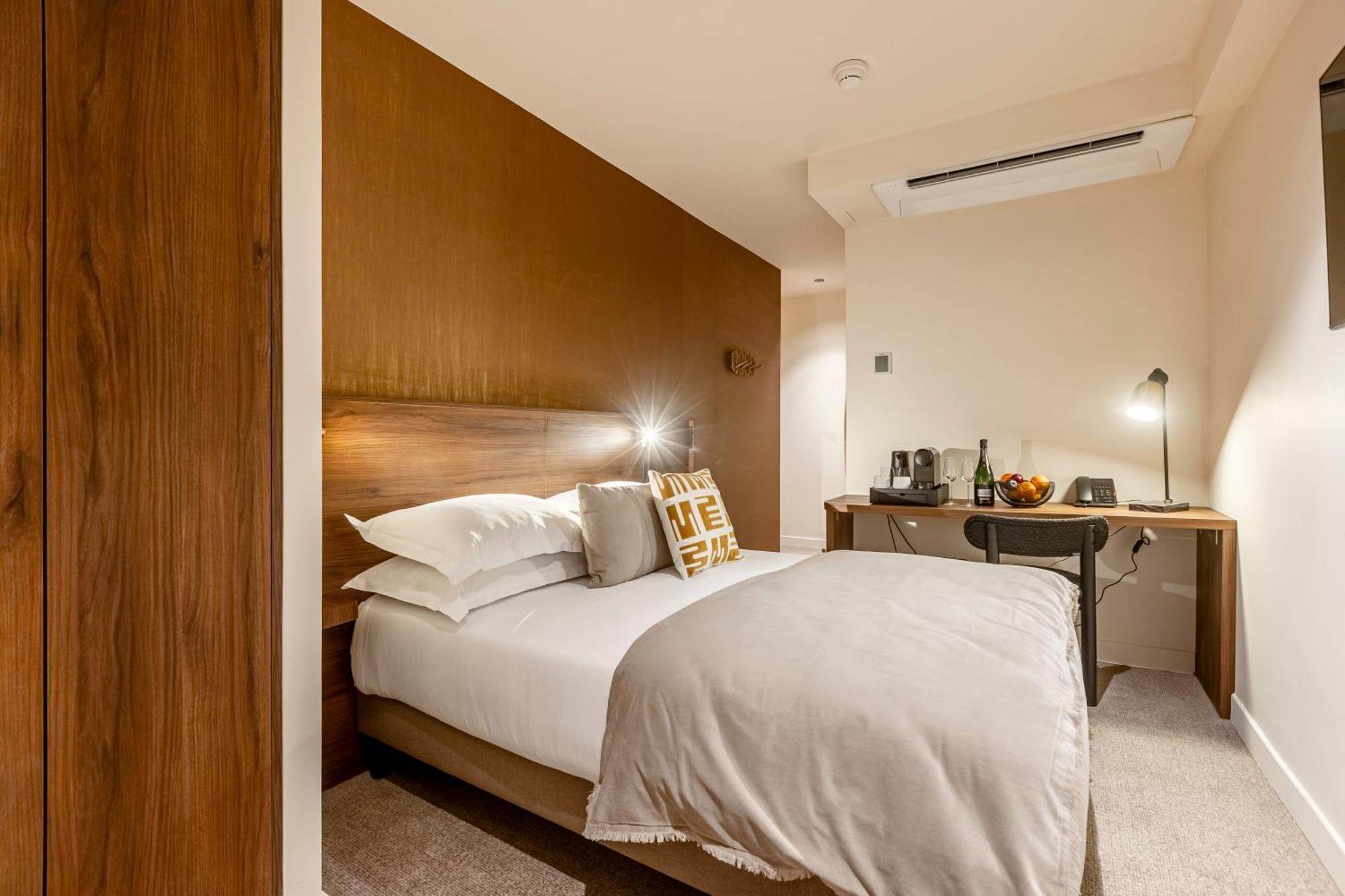 Le Madame By Sweett Hotel Paris Room photo
