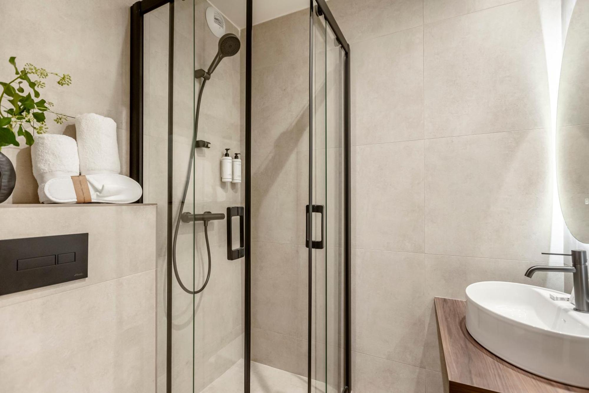 Le Madame By Sweett Hotel Paris Room photo