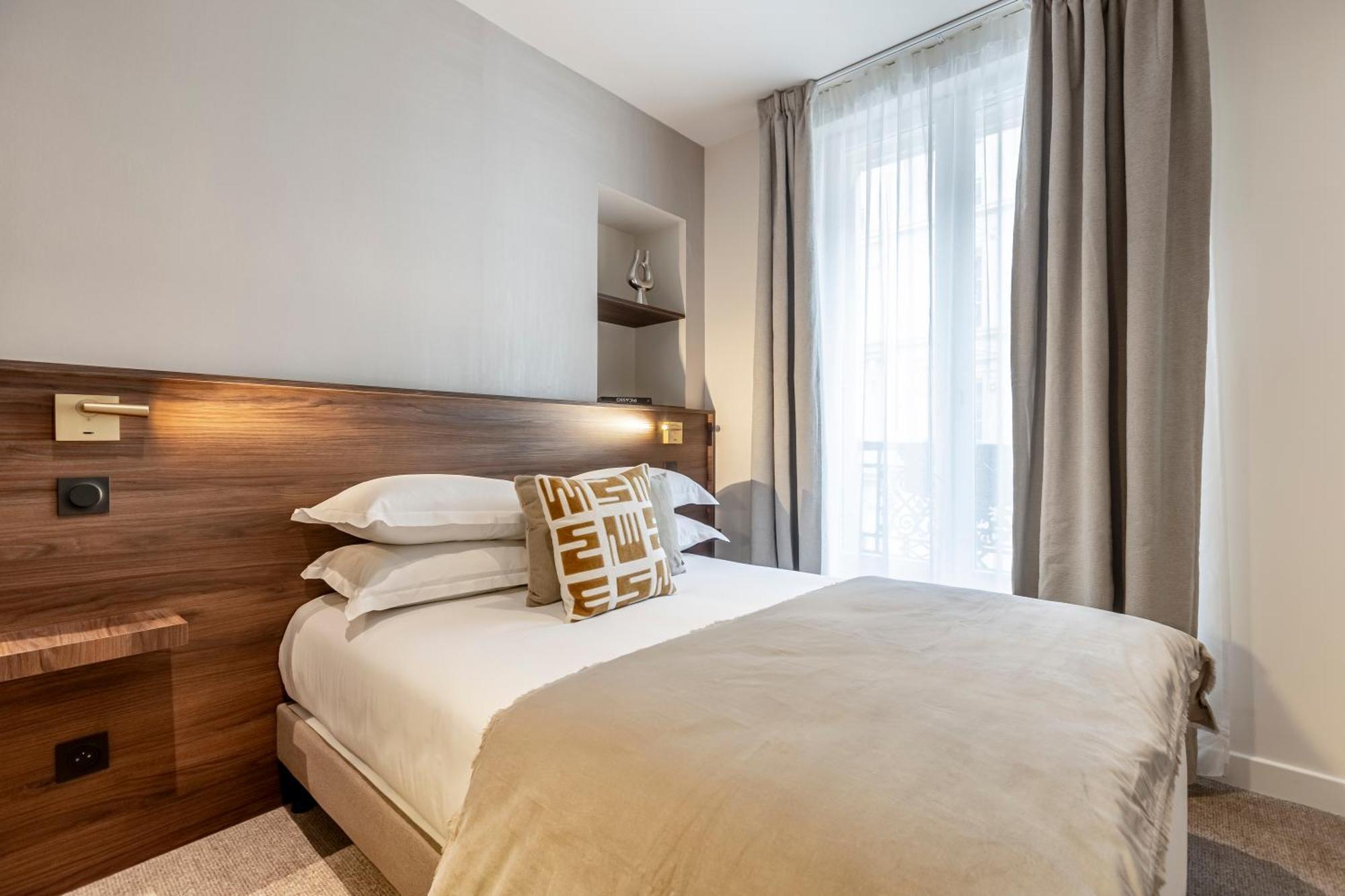 Le Madame By Sweett Hotel Paris Exterior photo
